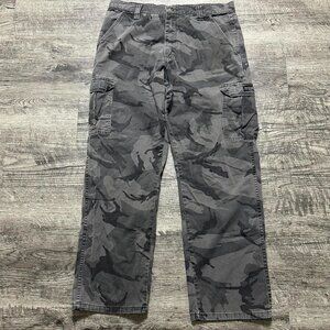 Wrangler Grey Camo Cargo Pant's Men's 34x30